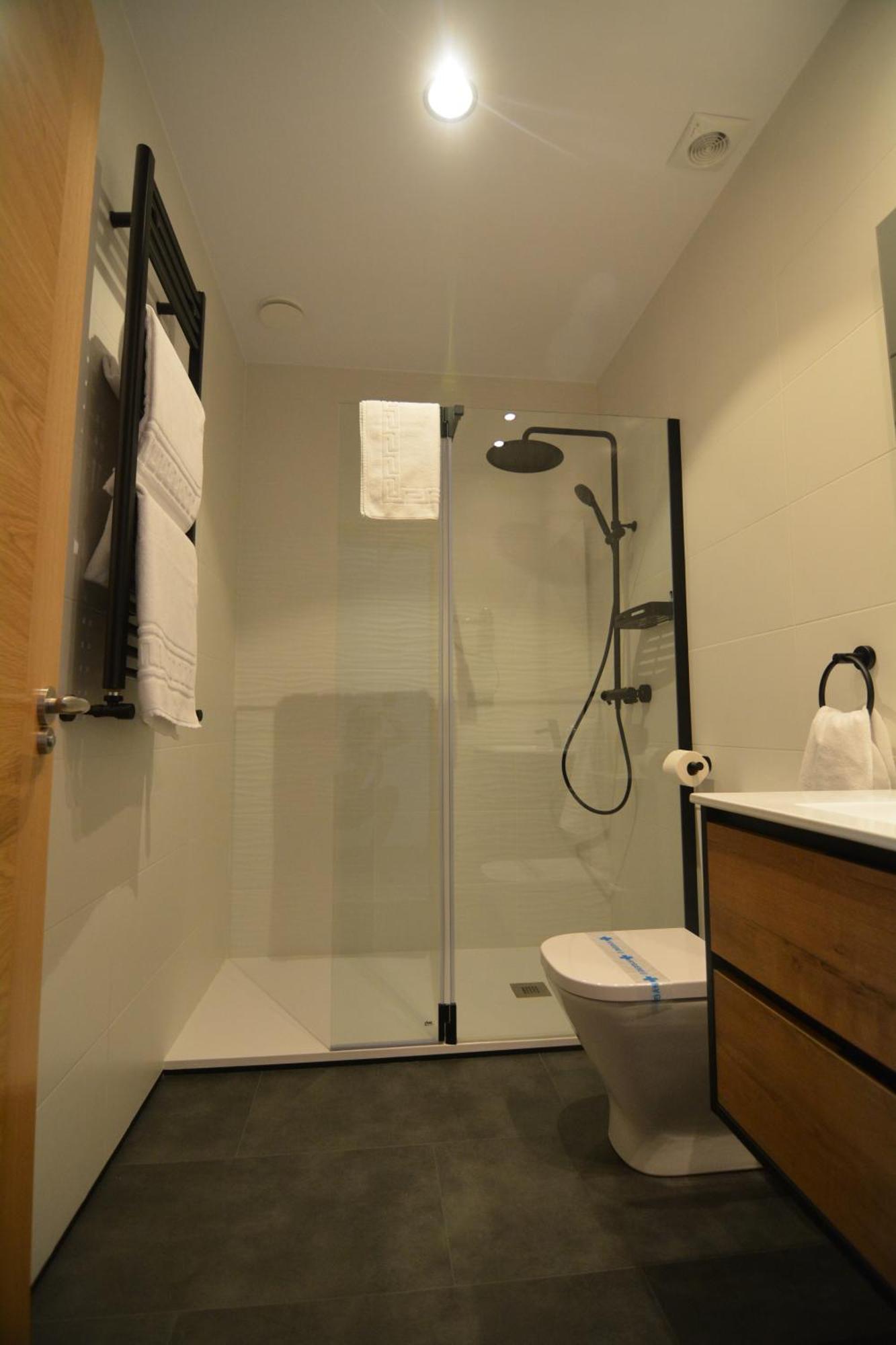 Apartamentos Fuente La Pipa Avin Luaran gambar