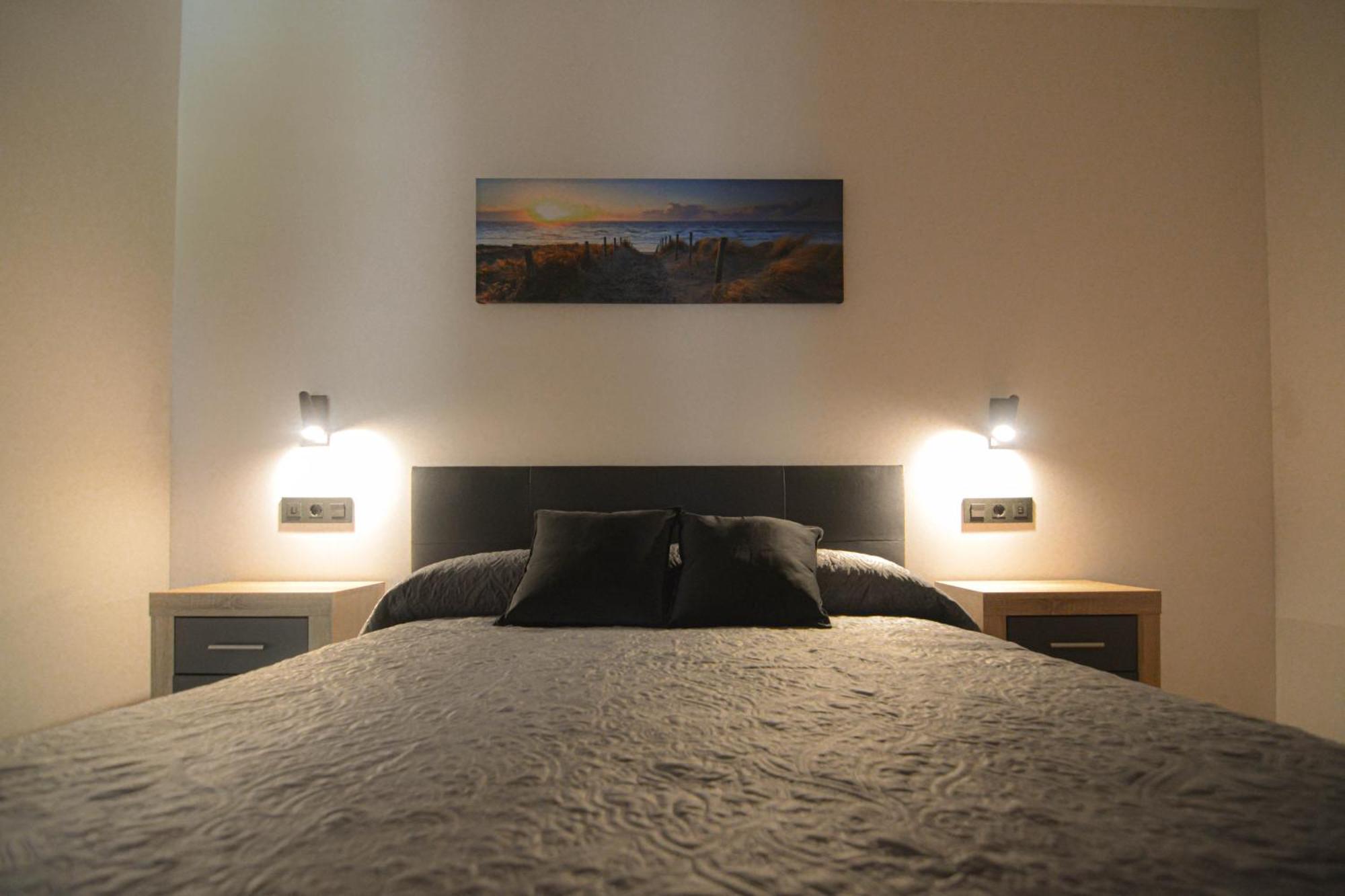 Apartamentos Fuente La Pipa Avin Luaran gambar
