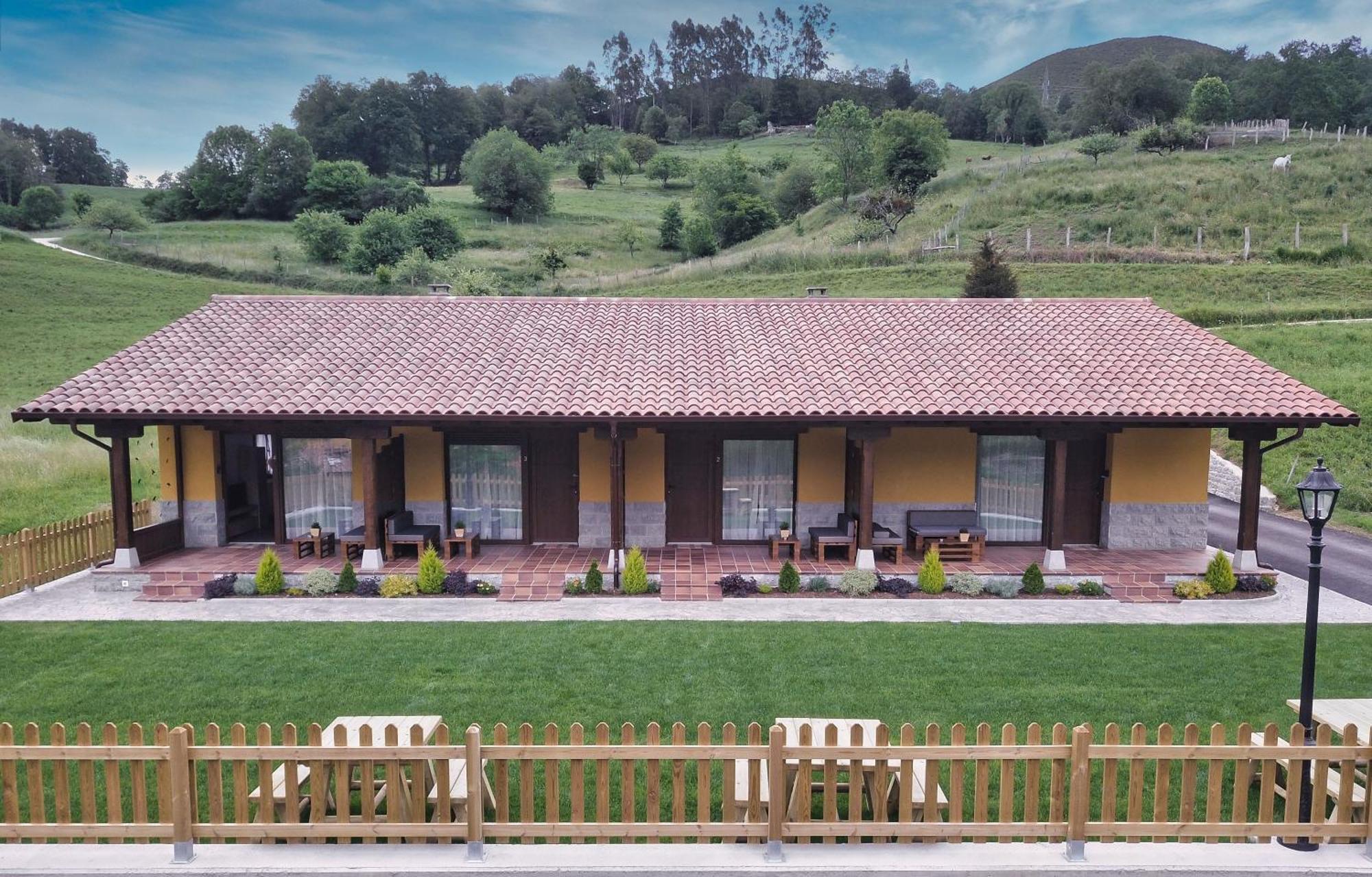 Apartamentos Fuente La Pipa Avin Luaran gambar